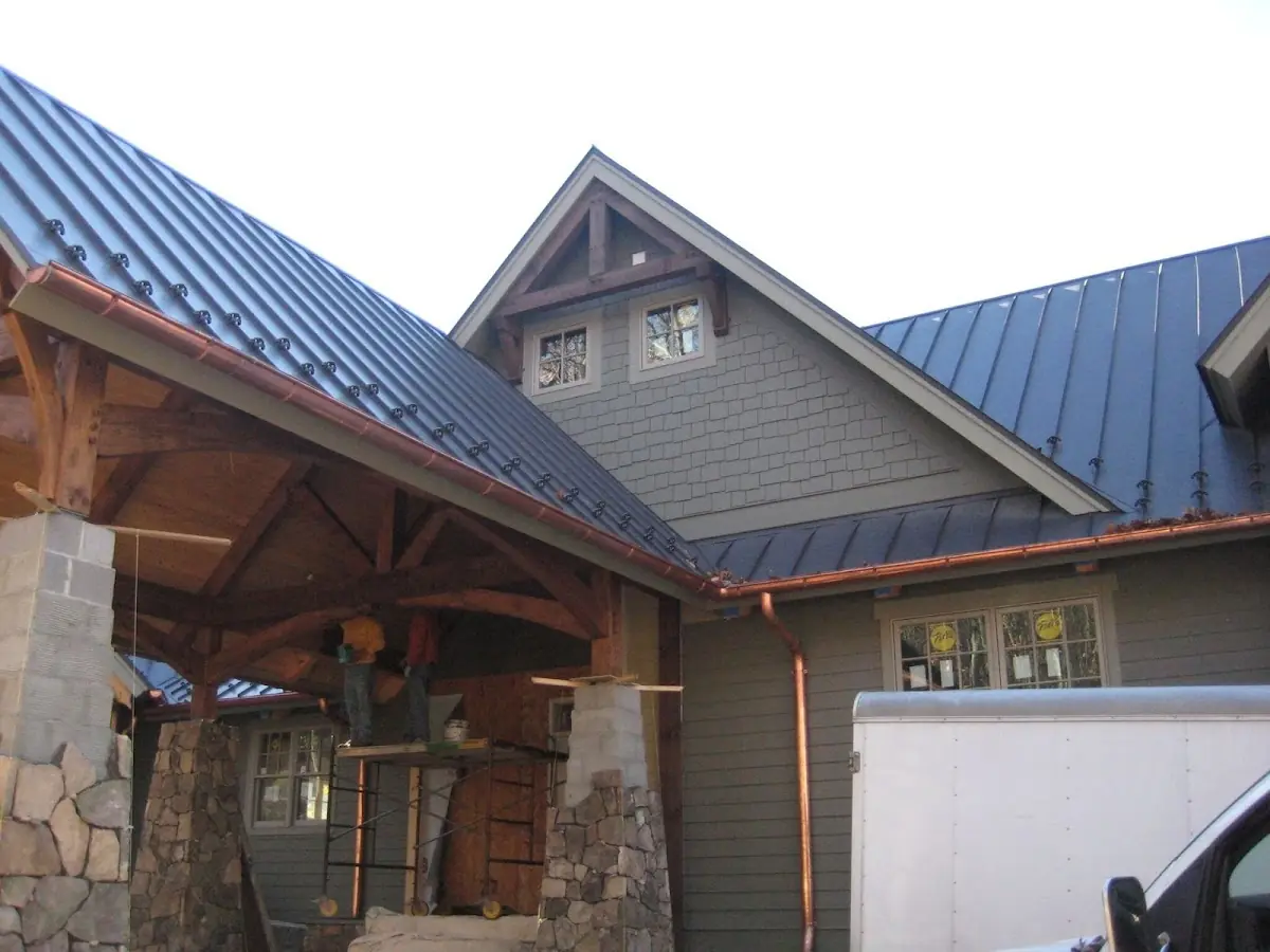 Craftsman Roofing team delivering quality roofing work in Northbrook East